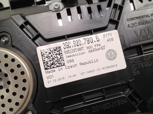 Volkswagen Passat B8 (2014–2023) Mērinstrumentu panelis 3G0920790B - 3