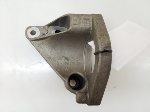   Motorhalter  - A6072050101 