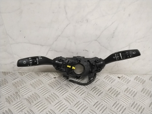 Switch and its parts - 93404J7960