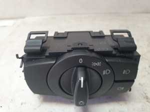 Headlight switch - 693279803