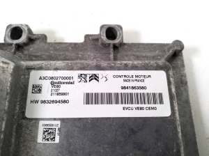 Peugeot 2008 P24 (2019–2026) Engine control unit 9841863580 - 3