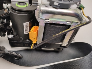 Mercedes Benz EQC N293 (2019–2026) Eesmine turvavöö A2938601400 - 2