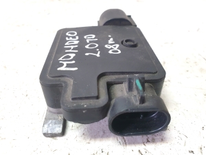 Ford Mondeo IV (2007–2015) Dzesēšanas ventilatora relejs 940002904 - 5