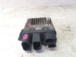 Volkswagen Transporter T5 (2003–2015) Lüfterrelais 7H0959507 - 2