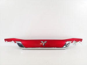 Mitsubishi Outlander (2012–2021) Heckklappenleiste 5817A26502 - 4