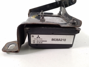 Mitsubishi Outlander (2012–2021) Blind spot radar Distronic 8638A210 - 3