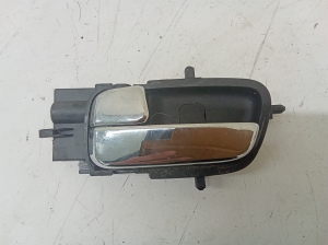 Türöffner innen vorne - 826101J000