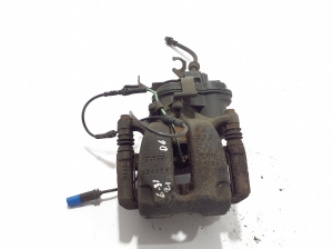 BMW 5 SERIES G31 (2017–2026) Rear brake caliper 6870572 - 3