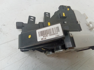 Hyundai Santa Fe (2012–2018) Rear side door lock 814102W030DJC - 2