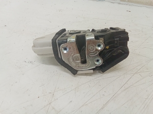Hyundai Santa Fe (2012–2018) Rear side door lock 814102W030DJC - 3