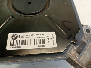BMW 3 SERIES F30 (2011–2018) Jahutusventilaatori mootor 8641946 - 5