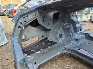 Mercedes Benz C-Class 206 (2021–2026) Tagumine poritiib ja selle osad A2066308301 - 4