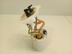   Kraftstoffpumpe im Tank  - 7344067 