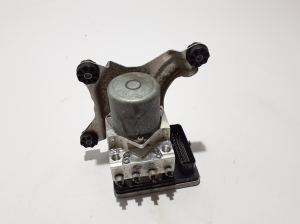 ABS Steuergerät - 5A4F1E401