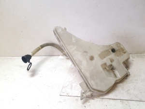 BMW 3 SERIES E92 (2006–2010) Front washer fluid reservoir 51677157146 - 3