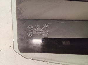 Kia Rio (2011–2017) Rear side door glass 43R000381 - 2