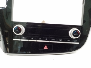 Mitsubishi Outlander (2012–2021) Heater control panel 7820B231 - 2