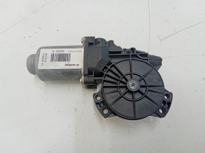 Hyundai ix35 (2009–2015) Hinterer Seitentür-Fensterhebermotor 402353B - 3