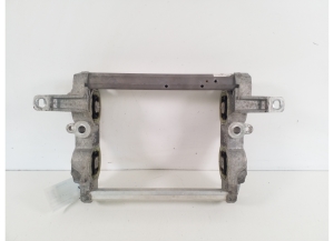 Mercedes Benz EQE V295 (2022–2026) Halter für Klimakompressor A2978352700 - 4