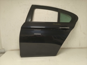 Rear side doors