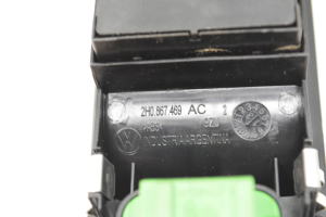 Volkswagen Amarok I (2010–2022) Front door glass switch 2H0867469AC - 4