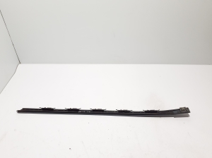 BMW 5 SERIES G31 (2017–2026) Windshield pillar outer molding 7443695 - 2