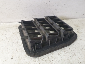 Honda CR-V (2006–2012) Rear fender vent grille 75450 - 4