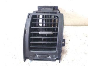 Armatuurlaua ventilatsioonivõred - 77620SWW