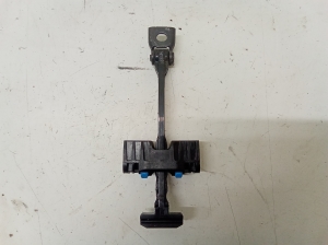 Rear side door opening limiter - 8K0839249