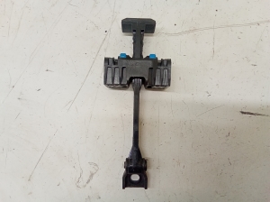 AUDI A4 B8 (2007–2016) Rear side door opening limiter 8K0839249 - 3