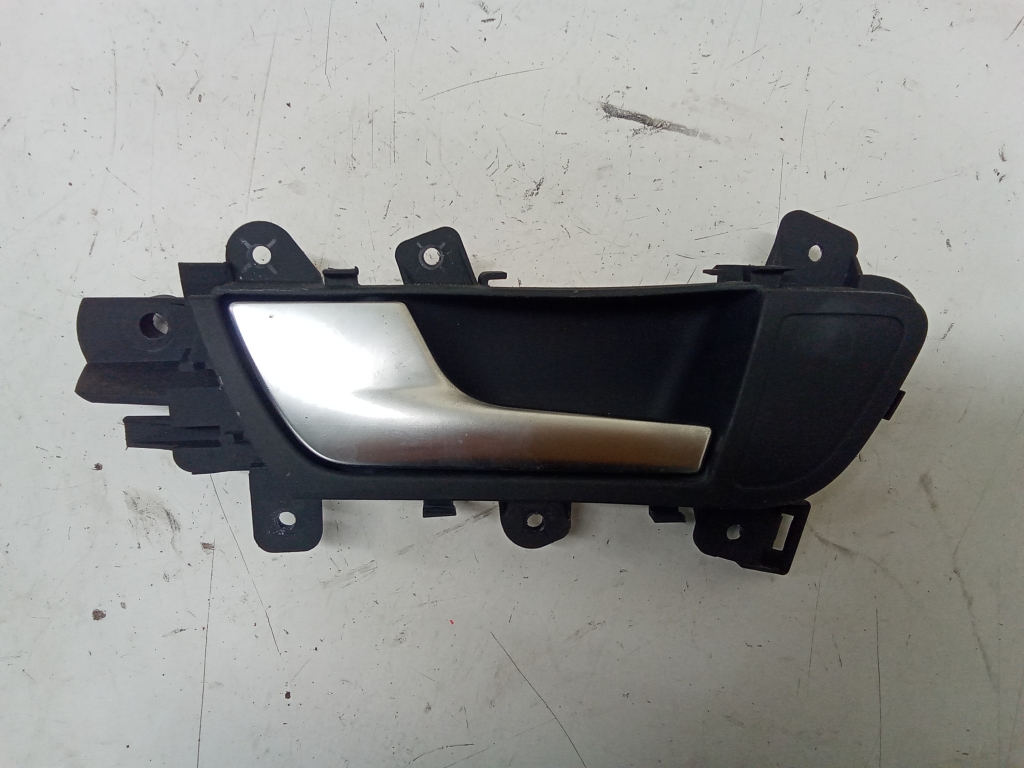 AUDI A4 B8 (2007–2016) Rear side door interior handle 8K0839019 AUDI A4 B8 (2007–2016) Rear side door interior handle 8K0839019