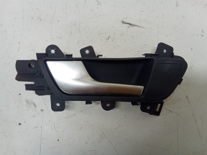 Rear side door interior handle - 8K0839019