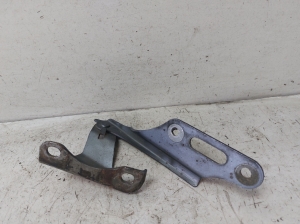 Honda CR-V (2002–2006) Trunk lid hinge - 4