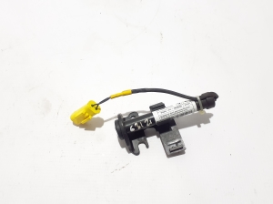   Motorhaubenaufprallsensor  - 7435797 