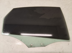 Rear side door glass - 43R00082
