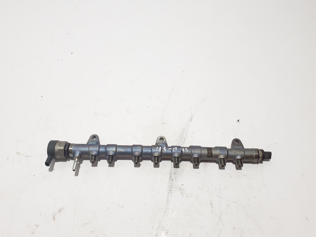 BMW 5 SERIES G31 (2017–2026) Common Rail Kraftstoffleitung 8599216 BMW 5 SERIES G31 (2017–2026) Common Rail Kraftstoffleitung 8599216