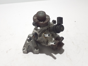 BMW 5 SERIES G31 (2017–2026) Kütusepump 8599201 - 3