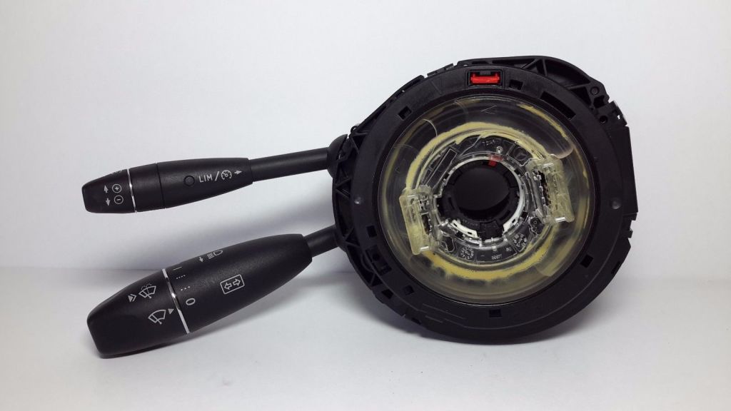 Mercedes Benz E-Class W212 (2009–2015) Lüliti ja selle osad A2129007802 Mercedes Benz E-Class W212 (2009–2015) Lüliti ja selle osad A2129007802