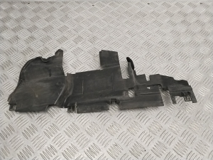   Radiator air deflector  - 921851AA0A 