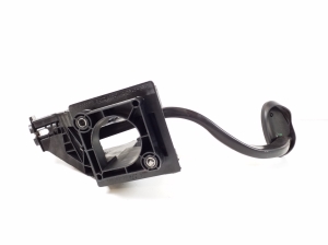 Mini Countryman F60 (2016–2026) Piduripedaal 6854629 - 5