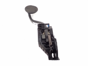   Brake pedal  - 6854629 