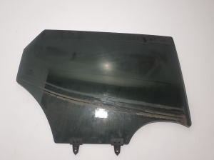 Vitre de porte latérale arrière - 82300HV00B