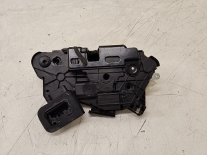 Skoda Yeti (2009–2017) Front door lock 5K2837016B - 3