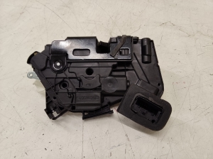 Skoda Yeti (2009–2017) Front door lock 5K2837015B - 2