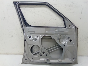 Skoda Yeti (2009–2017) Front door 5L0831311 - 2