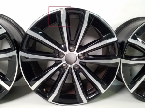 VOLVO XC60 (2017–2026) Velgede komplekt 32358646 - 2