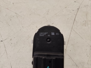 Opel Meriva (2010–2017) Mirror control switch 13271827 - 3