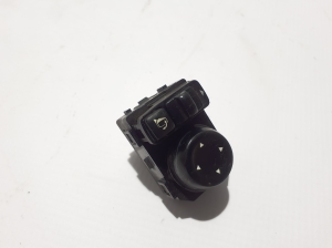 NISSAN Qashqai (2013–2021) Mirror control switch 255705AA2B - 3