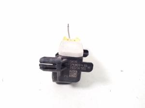 Mitsubishi Outlander (2012–2021) Airbag sensor 8651A165 - 3