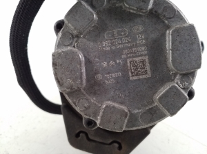 Peugeot Partner III (2019–2026) Auxiliary water pump 9834759980 - 2
